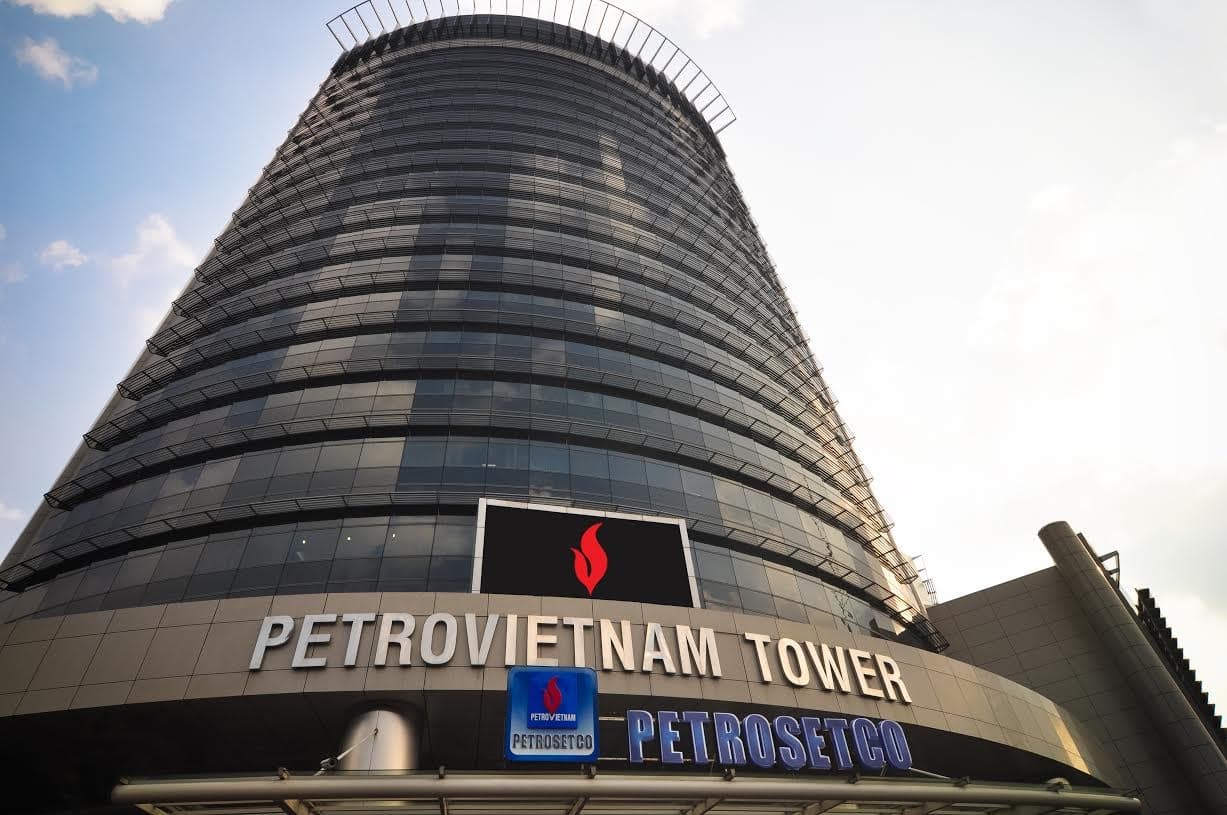 Phân tích cổ phiếu PET 2026 – Giải mã BCTC, Áp lực Nợ vay và Triển vọng Ngành ICT