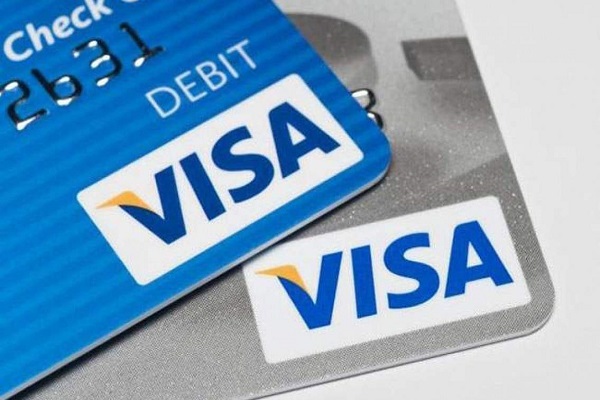 Tại sao nên làm thẻ Visa Debit